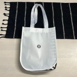 lululemon bag!! white🤍